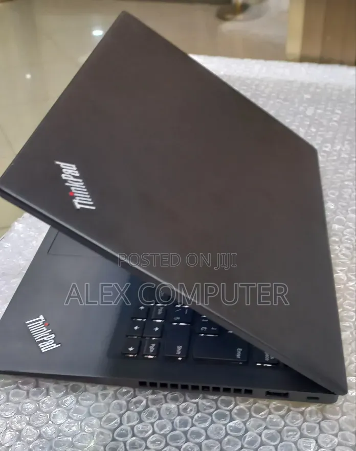 New Laptop Lenovo ThinkPad T14s Gen 2 16GB AMD Ryzen 5 SSD 512GB