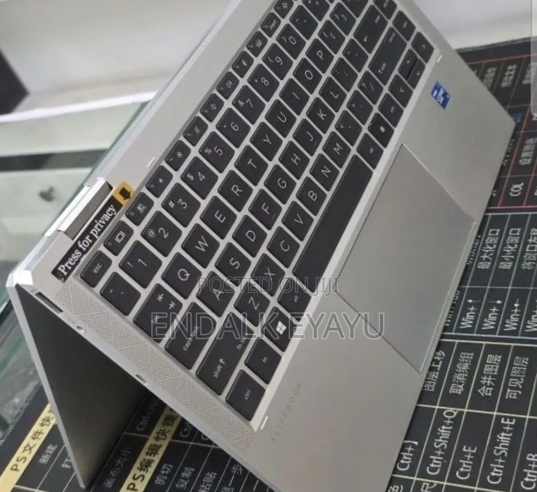 New Laptop HP EliteBook 1040 G8 16GB Intel Core i7 SSD 512GB