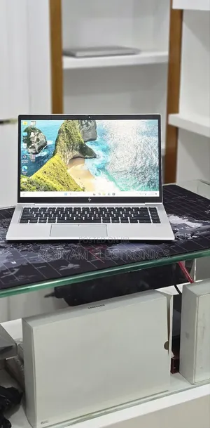 New Laptop HP EliteBook 845 G8 16GB AMD Ryzen 7 SSD 512GB
