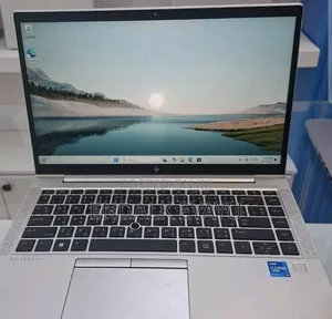 New Laptop HP EliteBook 840 G8 16GB Intel Core i5 SSD 512GB