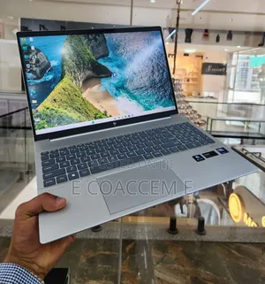 New Laptop HP 16GB Intel Core Ultra 7 SSD 1T