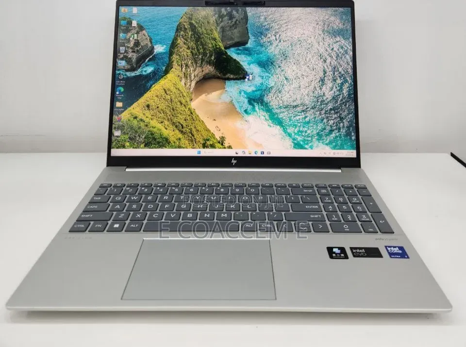 New Laptop HP 16GB Intel Core Ultra 7 SSD 1T