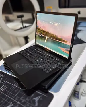New Laptop Microsoft Surface Laptop 3 16GB Intel Core i5 SSD 256GB