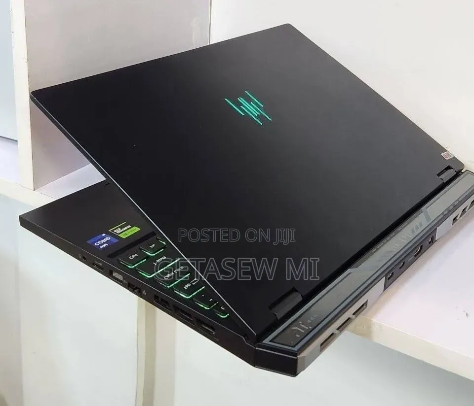 New Laptop Acer Predator Helios Neo 16 16GB Intel Core i9 SSD 1T