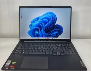 New Laptop Lenovo 16GB AMD Ryzen 7 SSD 512GB