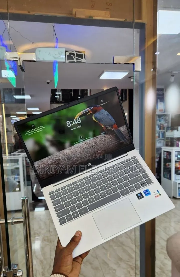 New Laptop HP Stream Notebook 16GB Intel Core i7 SSD 512GB