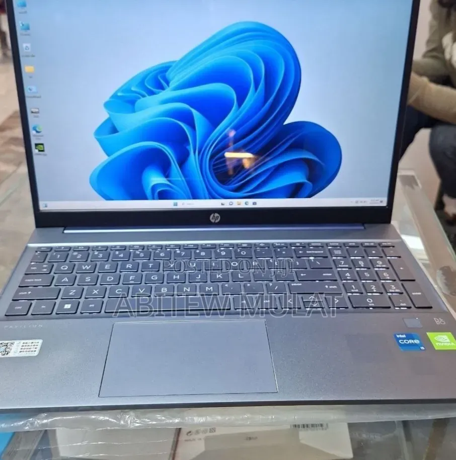 New Laptop HP Pavilion 15 16GB Intel Core i5 SSD 512GB