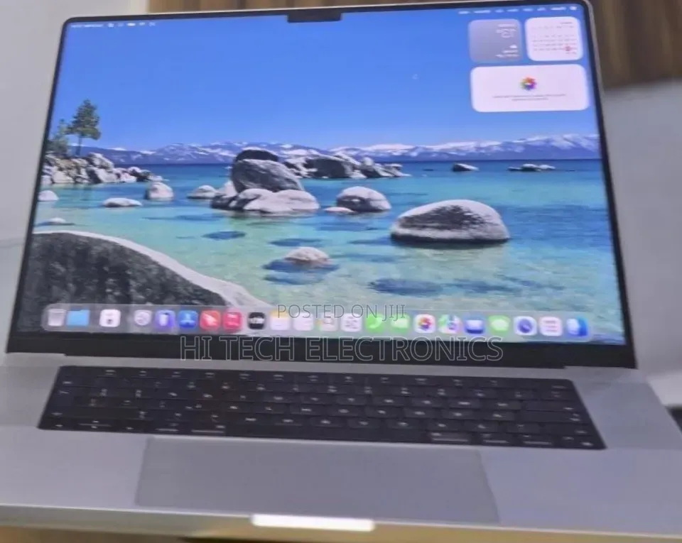 New Laptop Apple MacBook Pro 2020 M1 32GB Intel Core M SSD 512GB