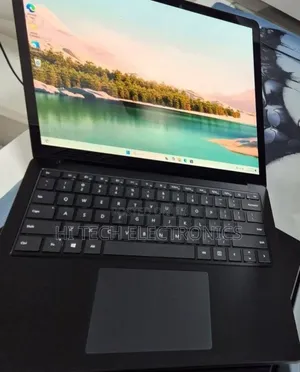 New Laptop Microsoft Surface Book 3 16GB Intel Core i5 SSD 256GB