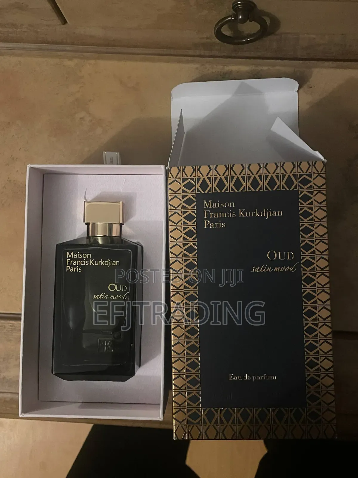 Oud Satin Mood