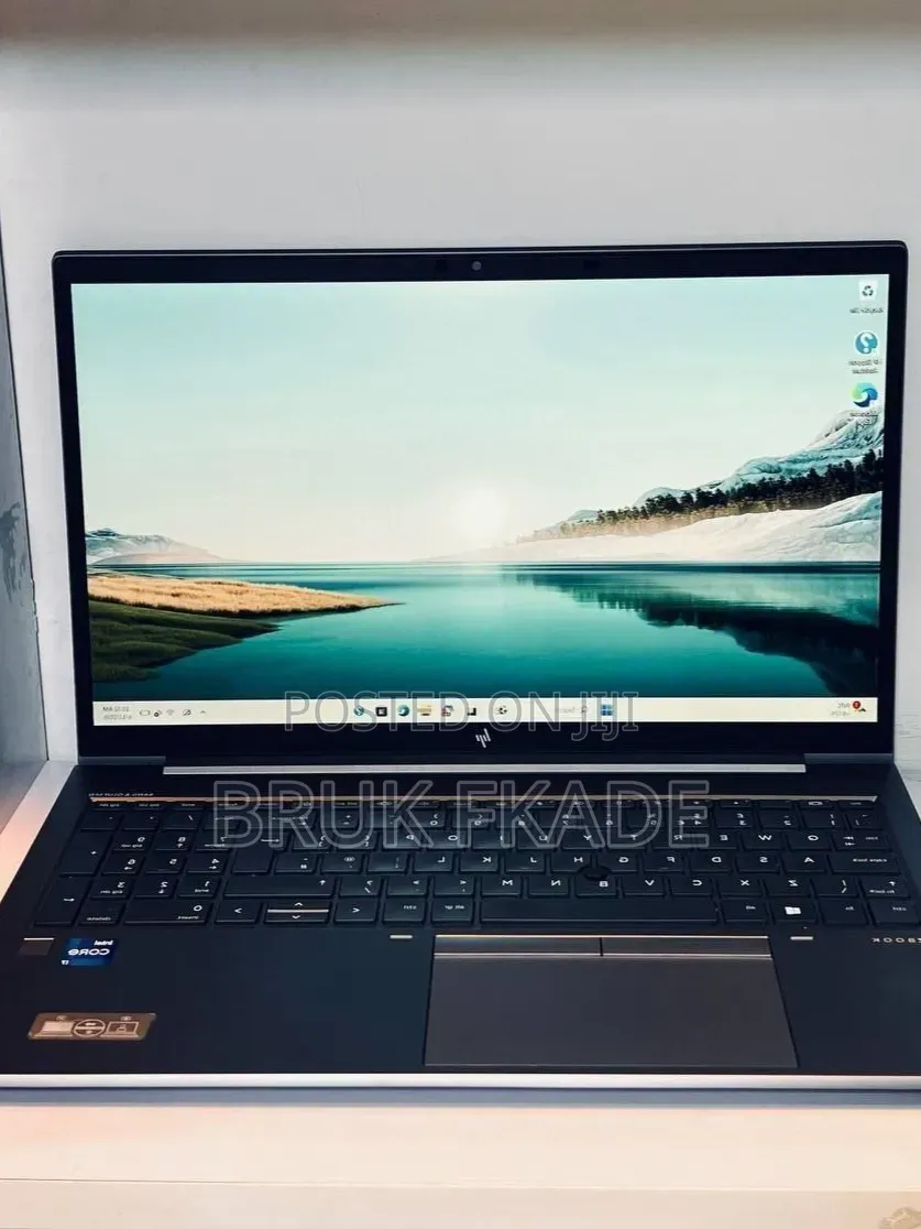 New Laptop HP ZBook Fury 15 G8 32GB Intel Core i7 SSD 512GB