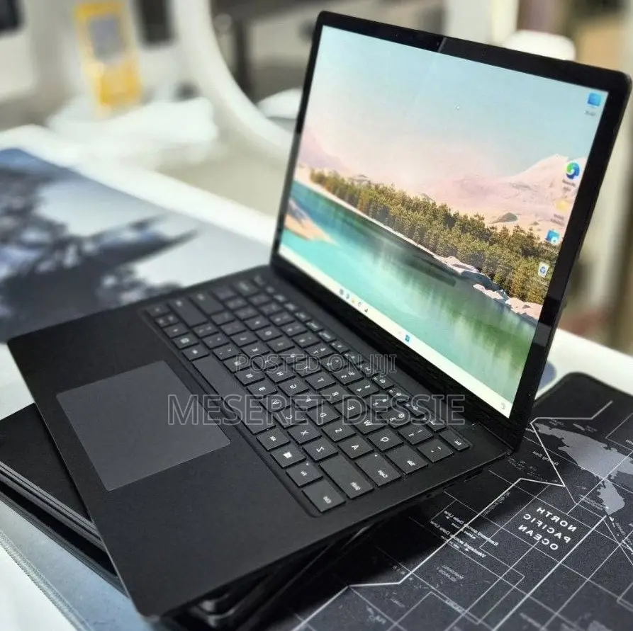 New Laptop Microsoft Surface Laptop 3 16GB Intel Core i5 SSD 256GB