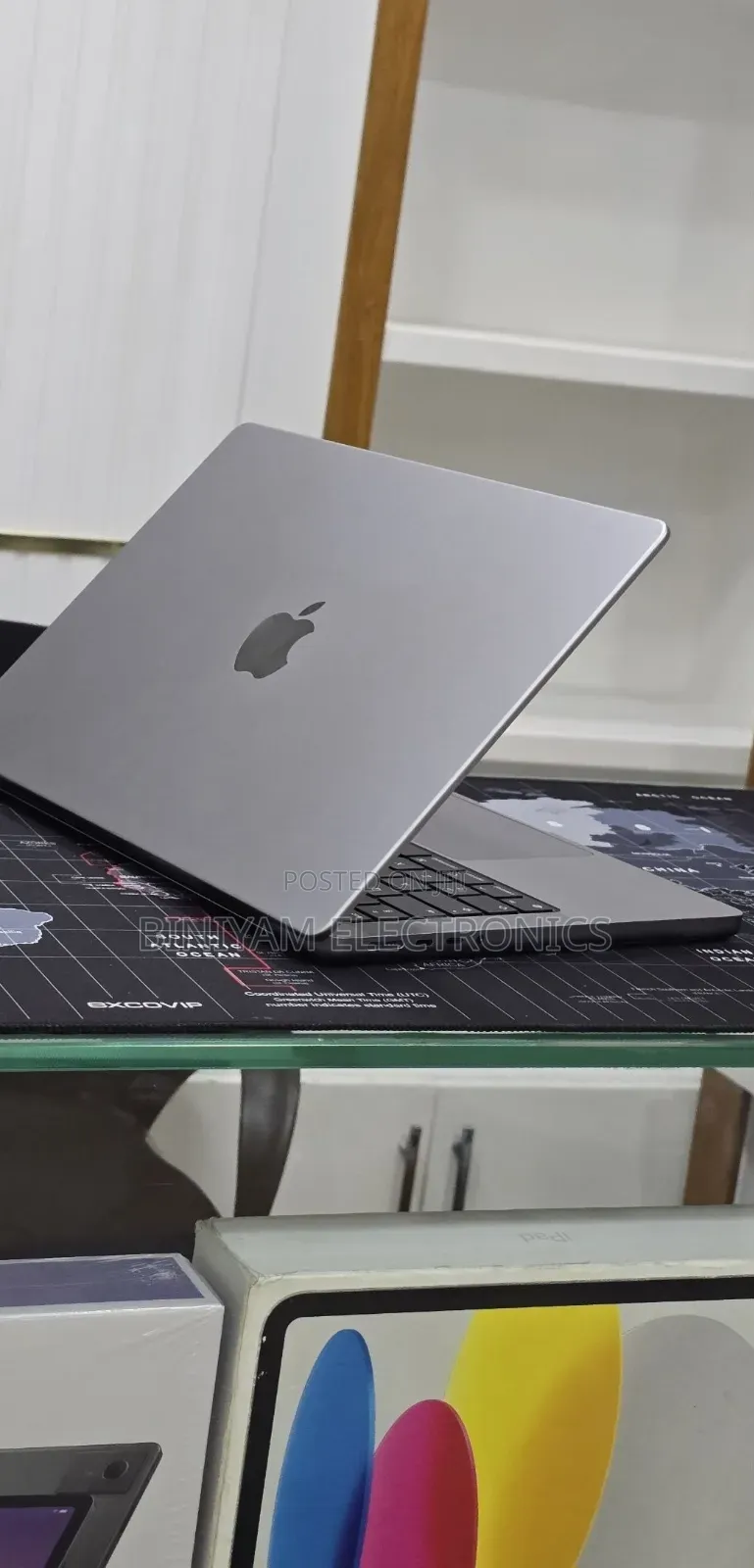 New Laptop Apple MacBook Pro 2021 M1 32GB Apple M1 Pro SSD 512GB