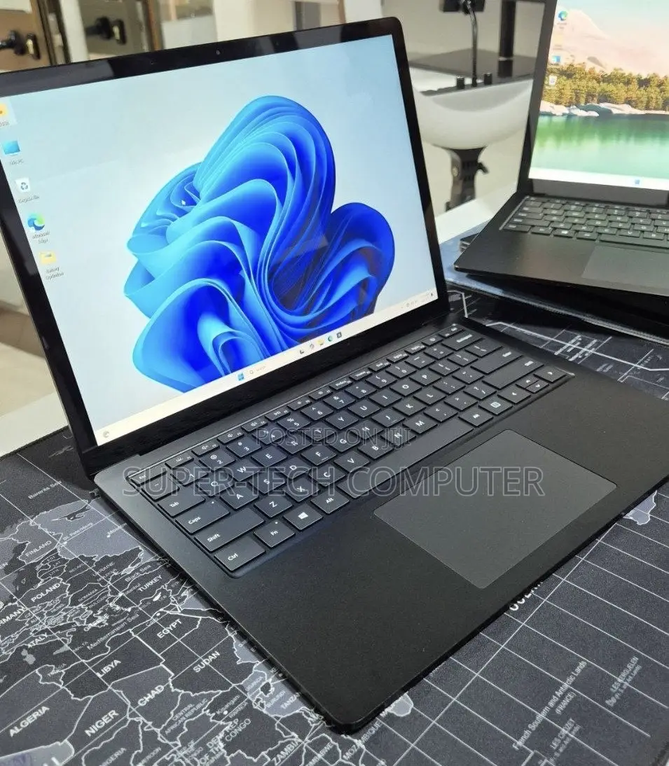 New Laptop Microsoft Surface Laptop 3 16GB Intel Core i7 SSD 256GB