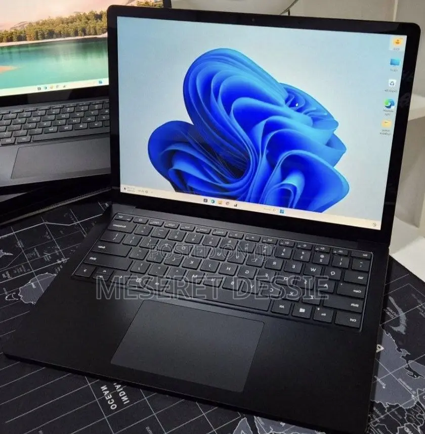 New Laptop Microsoft Surface Laptop 3 16GB Intel Core i7 SSD 256GB