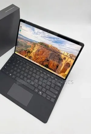 New Microsoft Surface Pro 11th Edition, a Copilot+ PC 16GB SSD 512GB