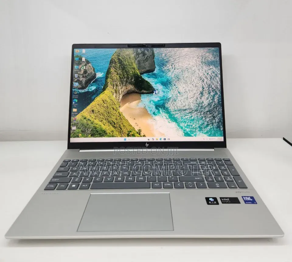 New Laptop HP Pavilion 15 16GB Intel Core Ultra 7 SSD 1T