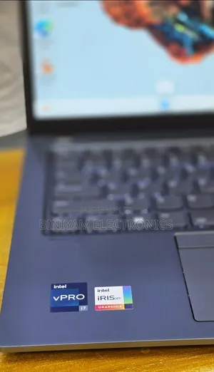 New Laptop Lenovo ThinkPad T14s G4 32GB Intel Core i7 SSD 512GB