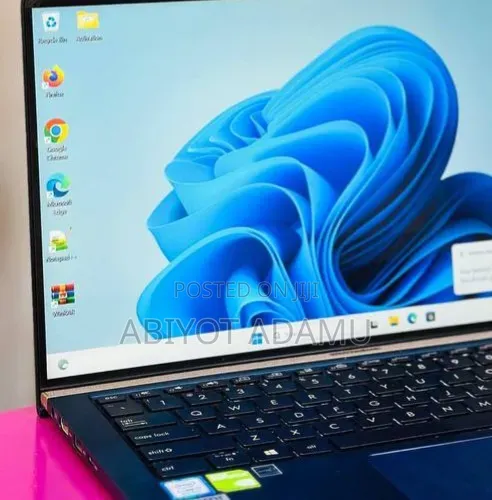 New Laptop HP ZBook 14 16GB Intel Core i7 SSD 512GB