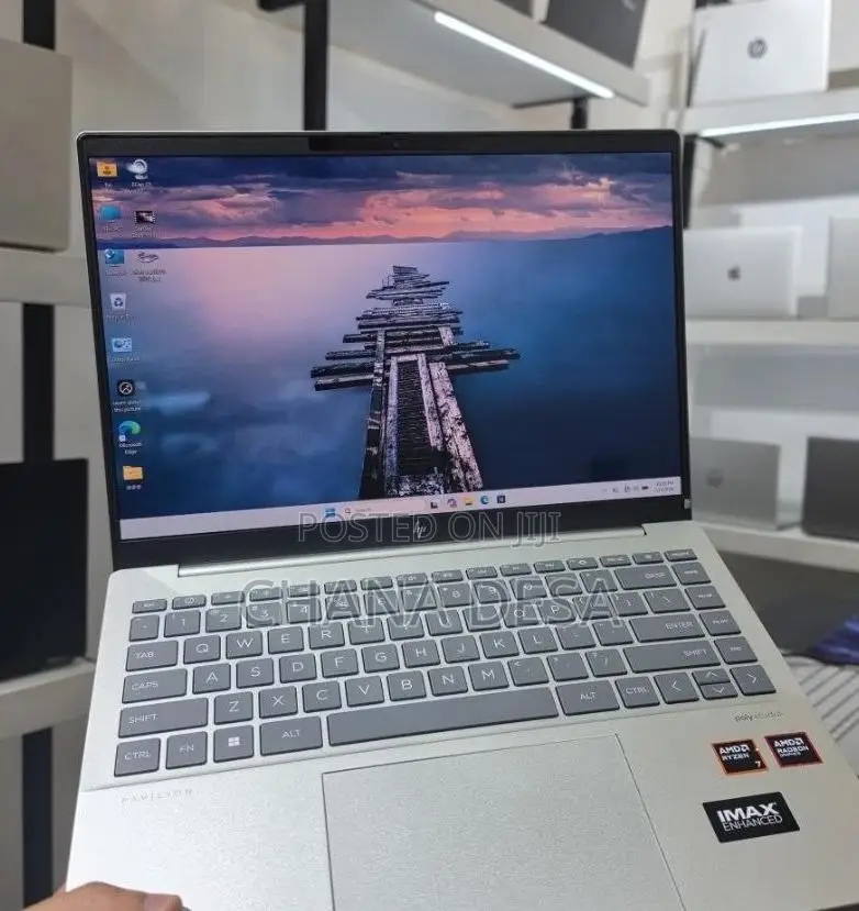 New Laptop HP 32GB AMD Ryzen 7 SSD 1T