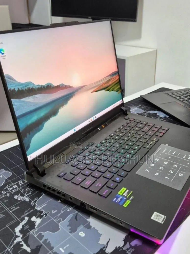 New Laptop Asus ROG Strix G18 32GB Intel Core i9 SSD 2T