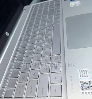 New Laptop HP Pavilion 11 16GB Intel Core i5 SSD 512GB