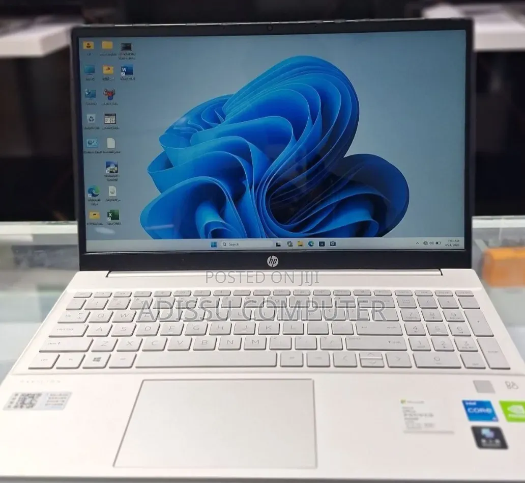 New Laptop HP Pavilion 11 16GB Intel Core i5 SSD 512GB