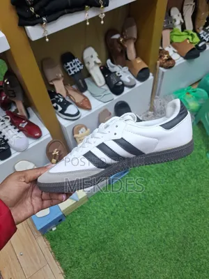 Adidas Samba