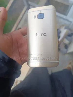 HTC One M9 32 GB Gold