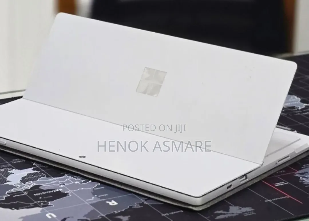 New Laptop Microsoft Surface 16GB Intel Core i5 SSD 256GB
