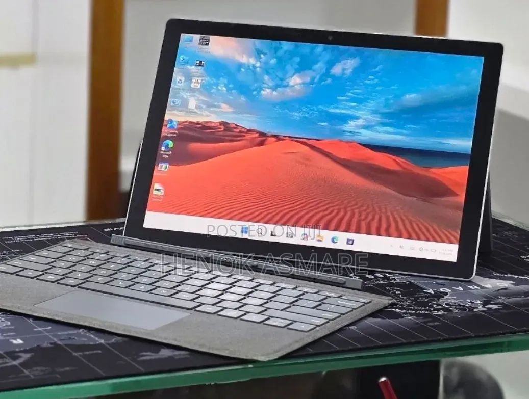 New Laptop Microsoft Surface 16GB Intel Core i5 SSD 256GB