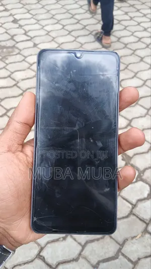 Samsung Galaxy M06 5G 128 GB Silver