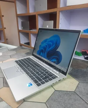 Laptop HP EliteBook 840 G8 16GB Intel Core i5 SSD 512GB