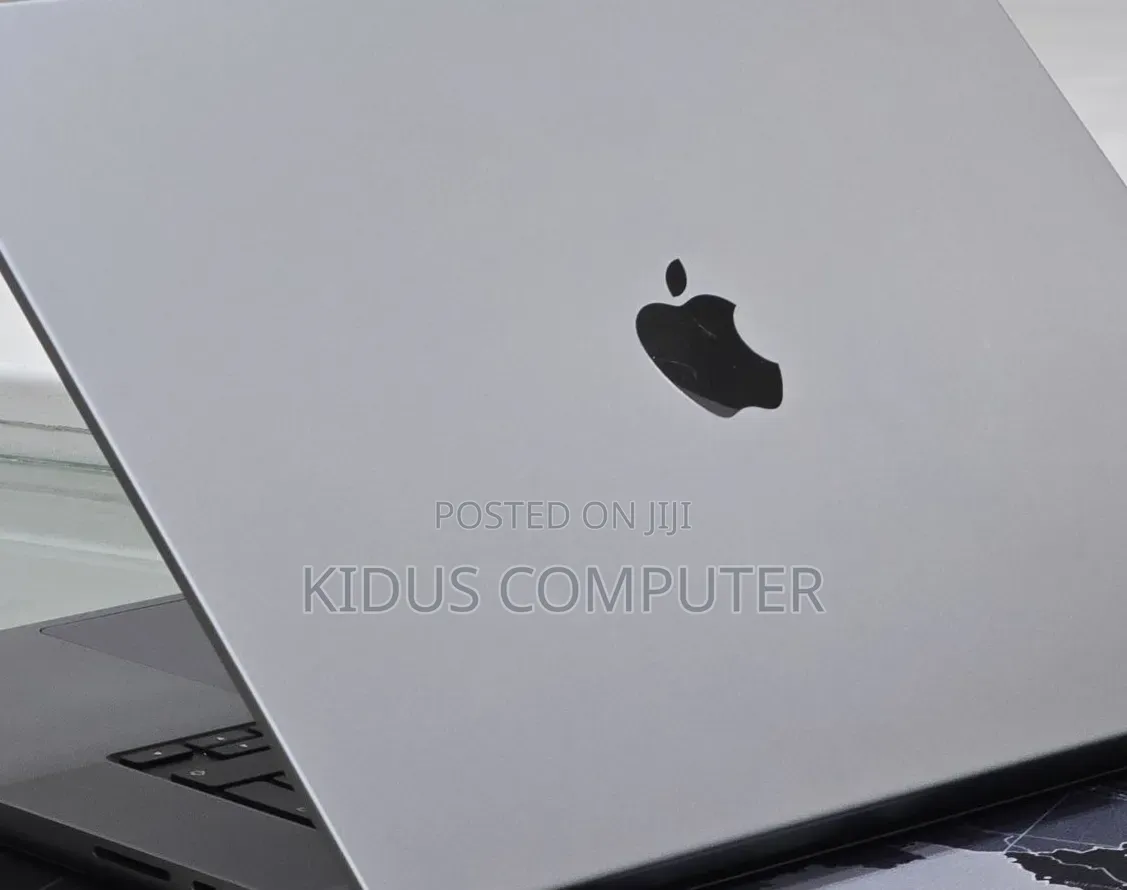 New Laptop Apple MacBook Pro 2021 M1 Max 32GB Apple M1 SSD 1T