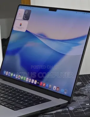 New Laptop Apple MacBook Pro 2021 M1 Max 32GB Apple M1 SSD 1T