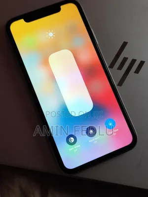 Apple iPhone 11 64 GB White