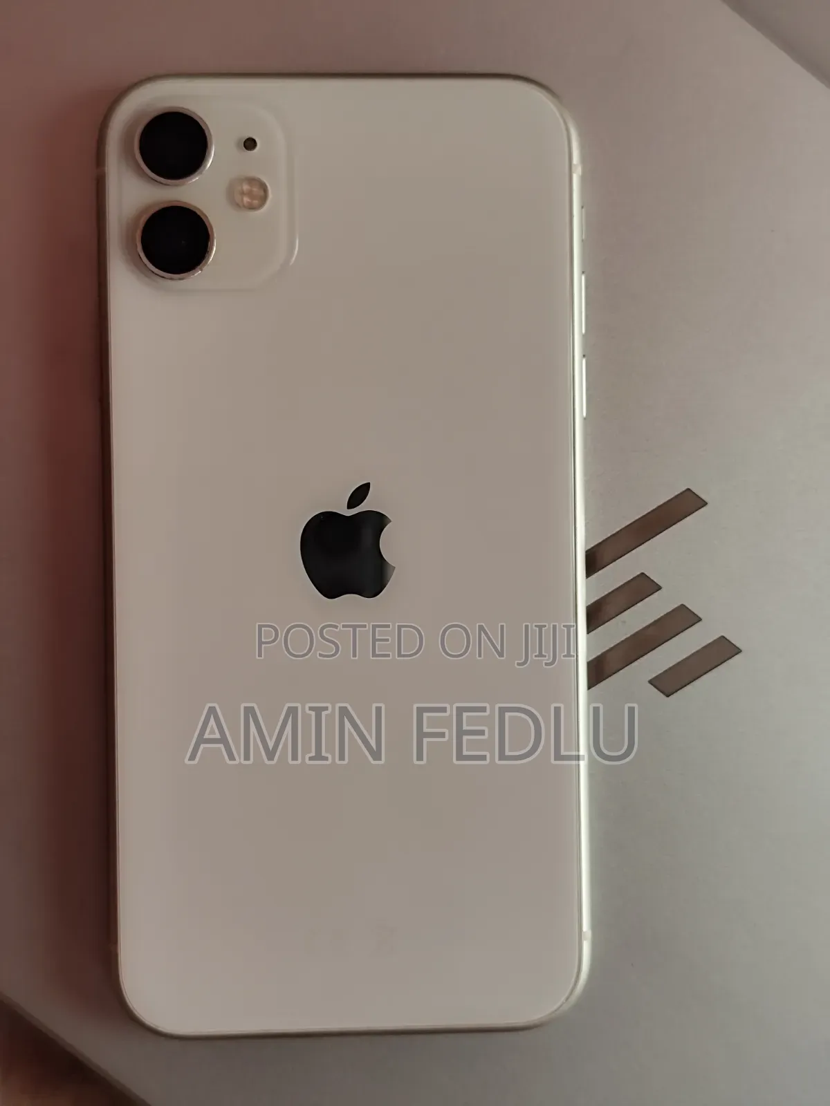 Apple iPhone 11 64 GB White