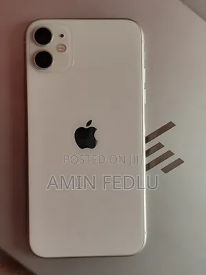 Apple iPhone 11 64 GB White