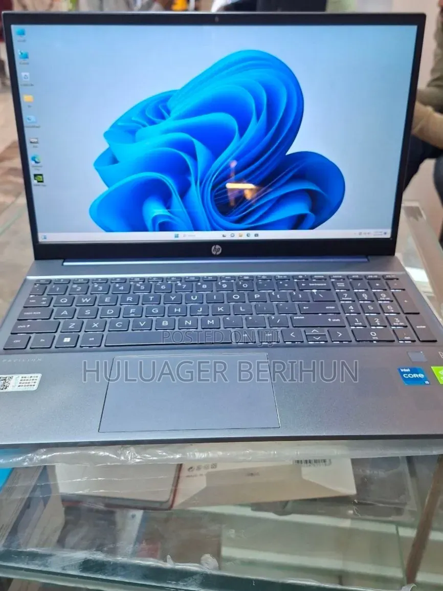 New Laptop HP Pavilion 15 16GB Intel Core i5 SSD 512GB