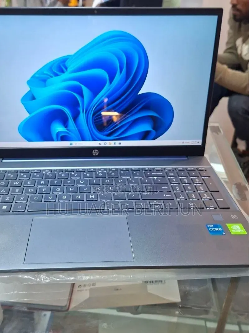 New Laptop HP Pavilion 15 16GB Intel Core i5 SSD 512GB