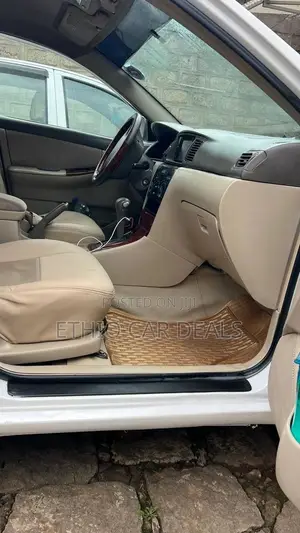 Toyota Corolla 2007 White