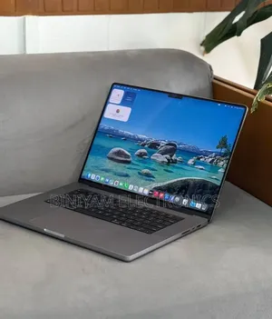 New Laptop Apple MacBook Pro 2021 M1 16GB Apple M1 Pro SSD 512GB