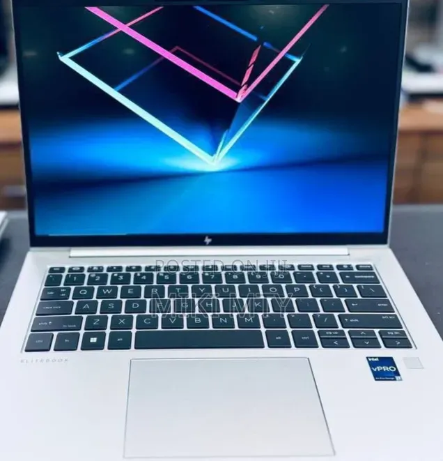 New Laptop HP EliteBook x360 1040 G10 16GB Intel Core i7 SSD 512GB