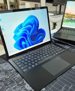 New Laptop Microsoft Surface Laptop 3 16GB Intel Core i7 SSD 256GB