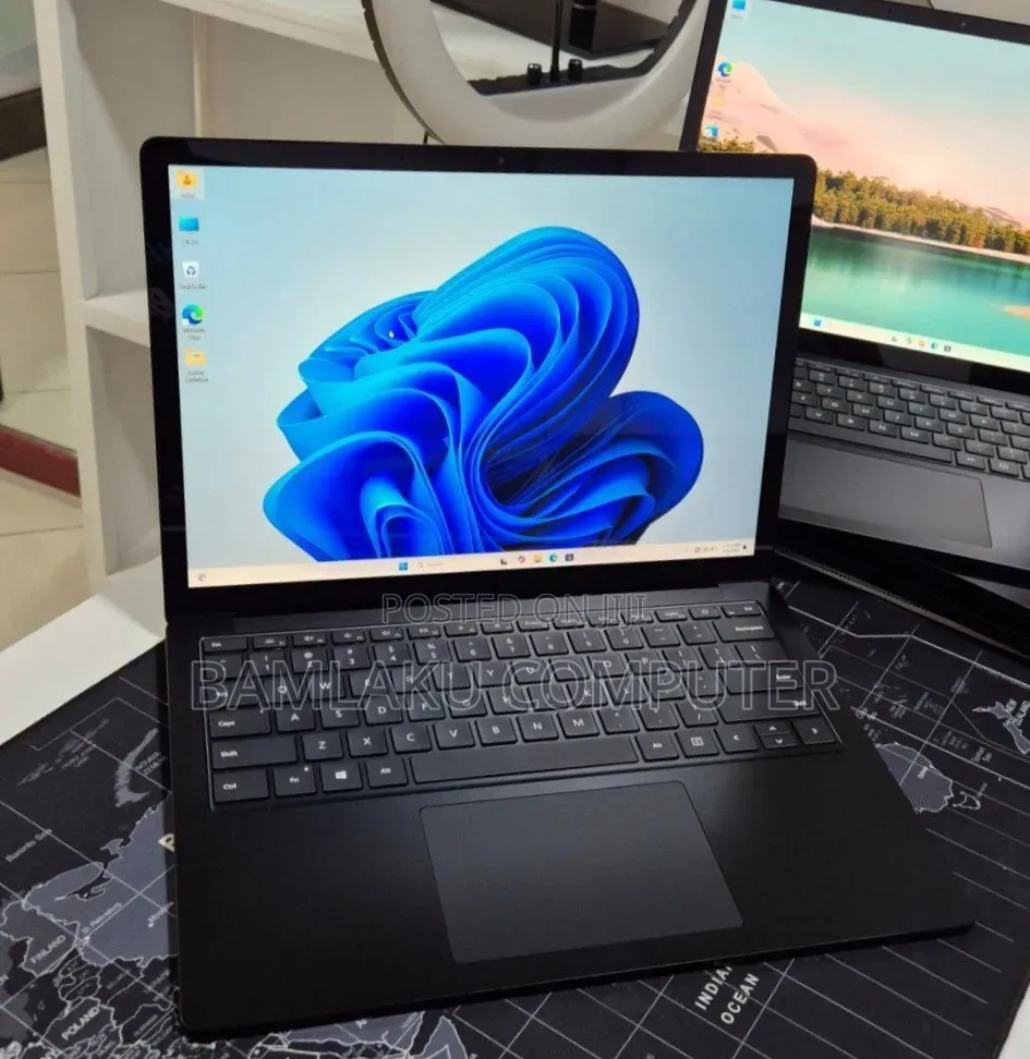 New Laptop Microsoft Surface Laptop 3 16GB Intel Core i7 SSD 256GB