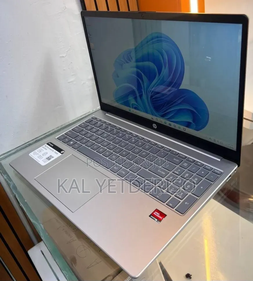 New Laptop HP Stream Notebook 8GB Intel Core i5 SSD 512GB