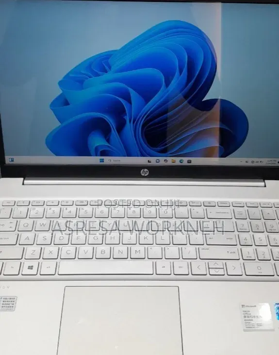 New Laptop HP 16GB Intel Core i5 SSD 512GB