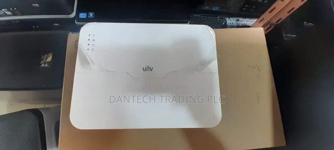 Uniview 8-Channel PoE NVR