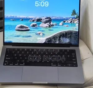 New Apple MacBook Pro 2021 M1 32GB Apple M1 Max SSHD (Hybrid) 512GB