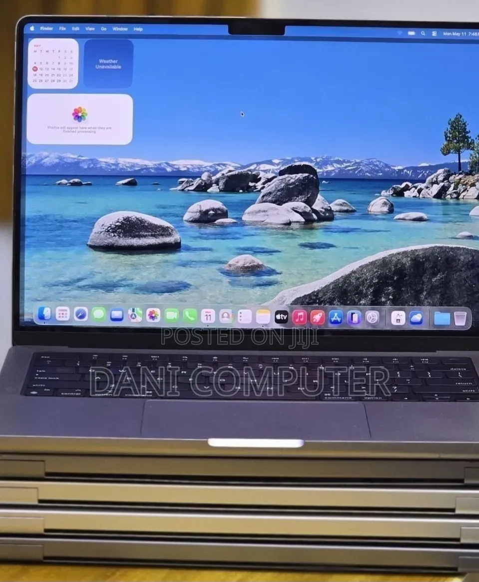 New Laptop Apple MacBook Pro 2021 M1 32GB Apple M1 Pro SSD 512GB
